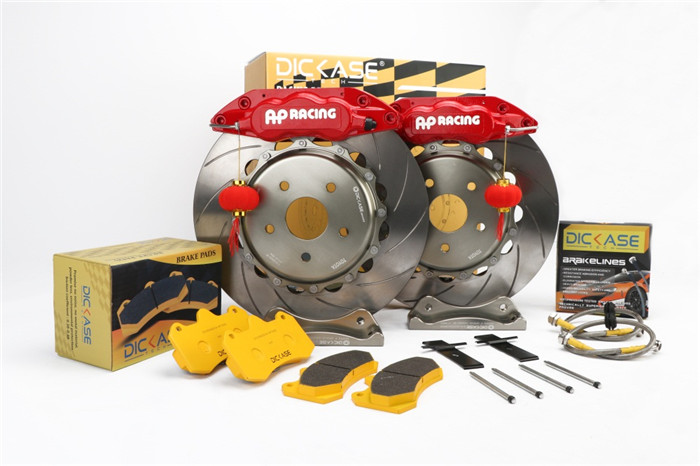 奔馳c200改裝AP剎車案例 沒(méi)有標(biāo)準(zhǔn)，只有最合適