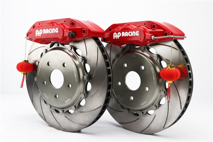 奔馳c200改裝AP剎車案例 沒(méi)有標(biāo)準(zhǔn)，只有最合適